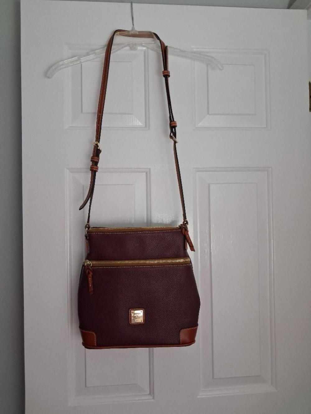 Dooney & Bourke Pebble Grain Letter Carrier Crossbody - EXC